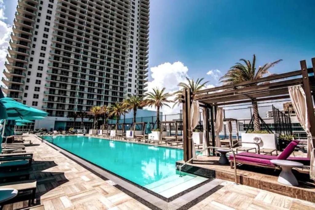 Miami Sunset City View ภายนอก รูปภาพ